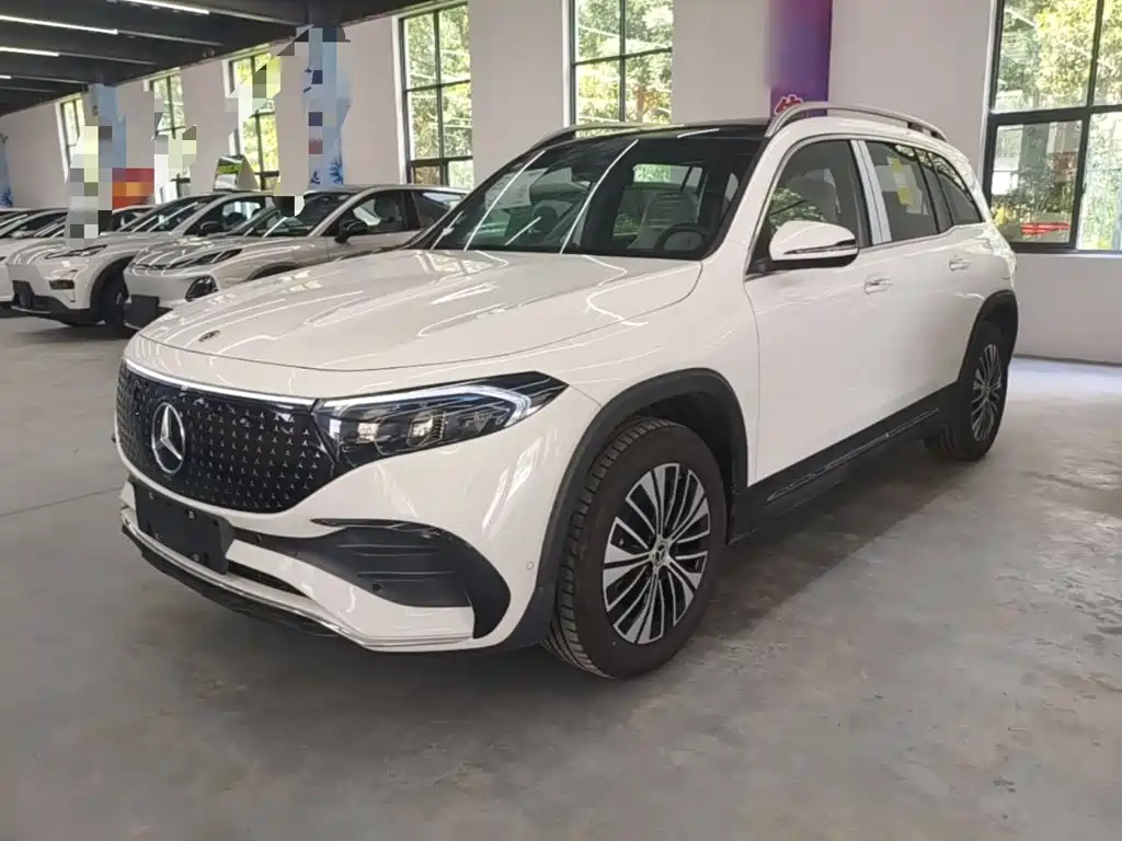 Mercedes-Benz EQB 2026