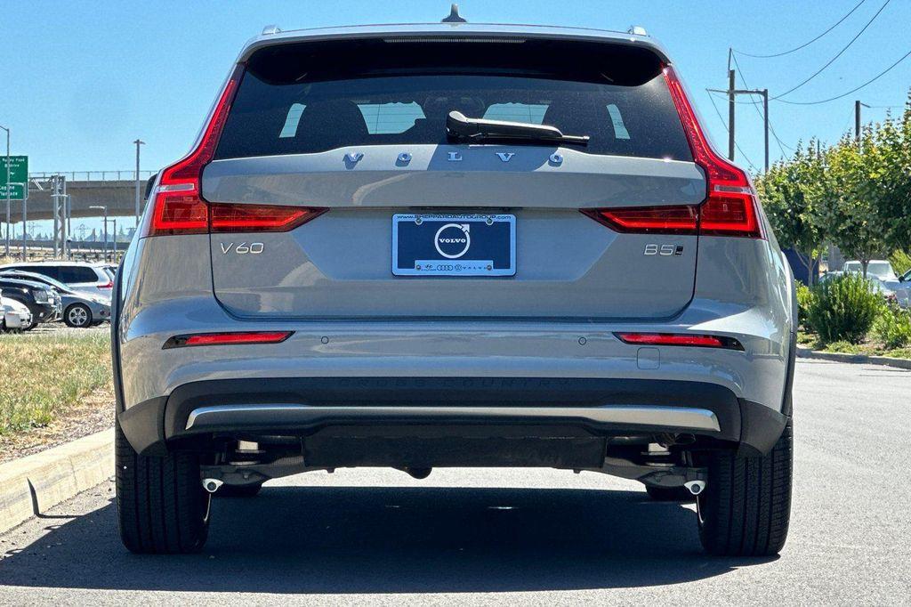 Volvo V60 Cross Country 2026