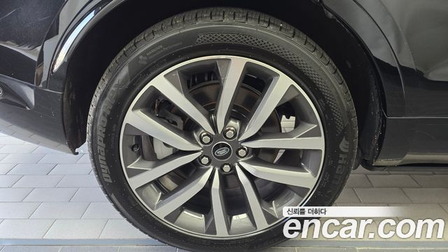 Land Rover Discovery 2022