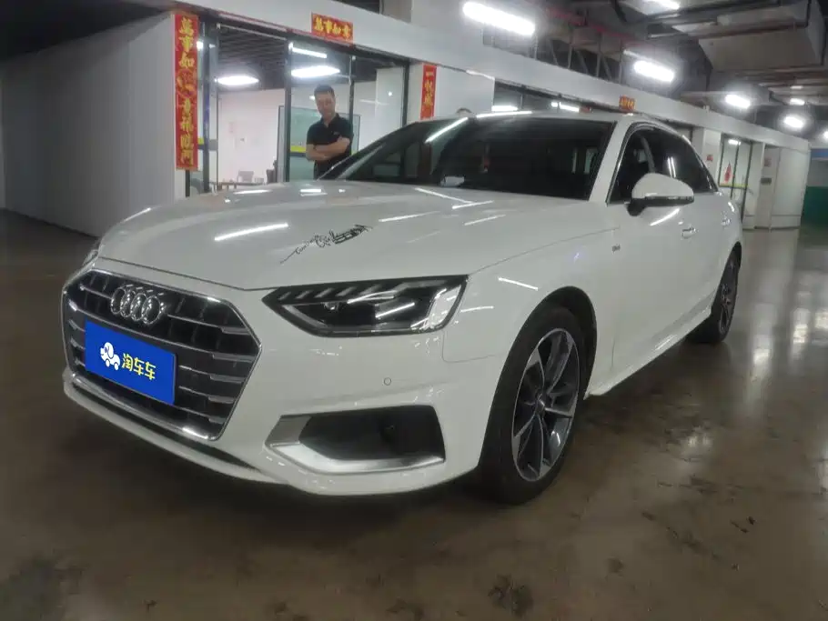 Audi A4 2021