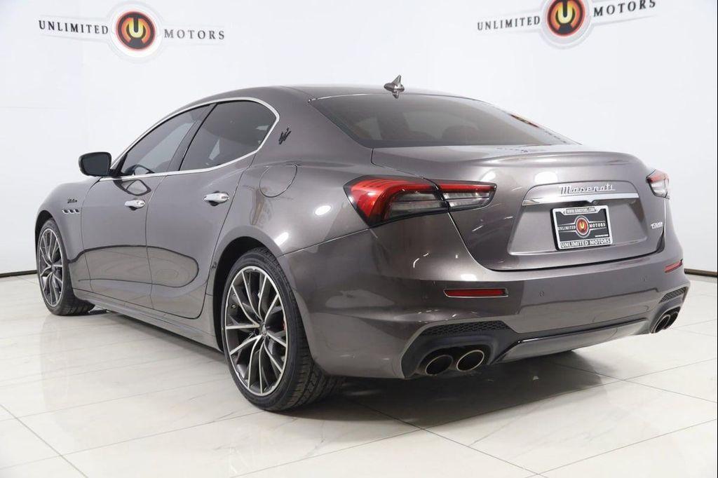 Maserati Ghibli 2022