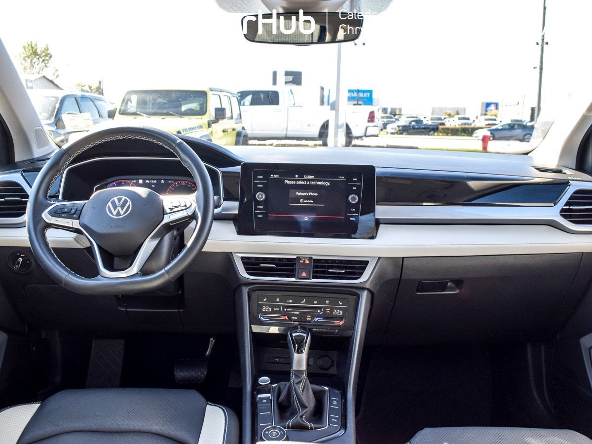 Volkswagen Taos 2025