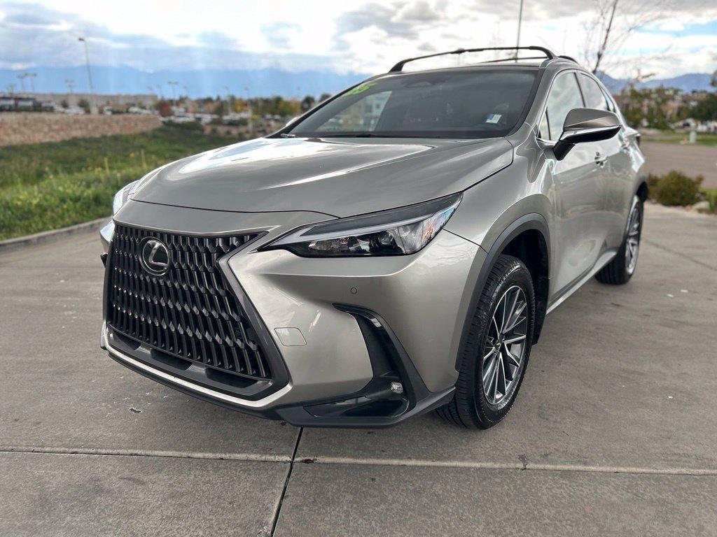 Lexus NX 2025