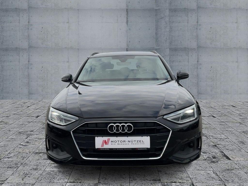 Audi A4 2022