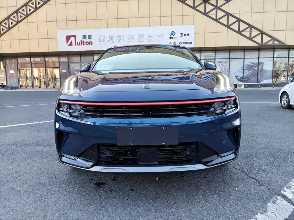 Lynk & Co 06 2021