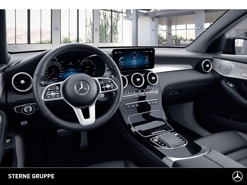 Mercedes-Benz GLC 400 2021