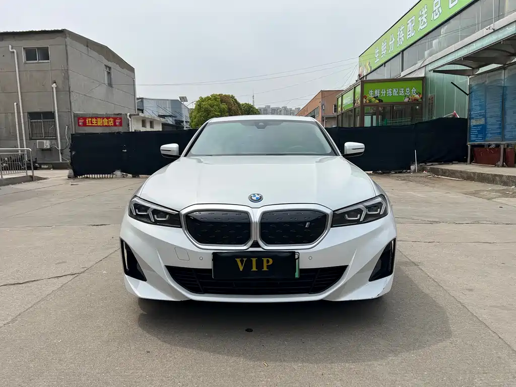 BMW i3 2023