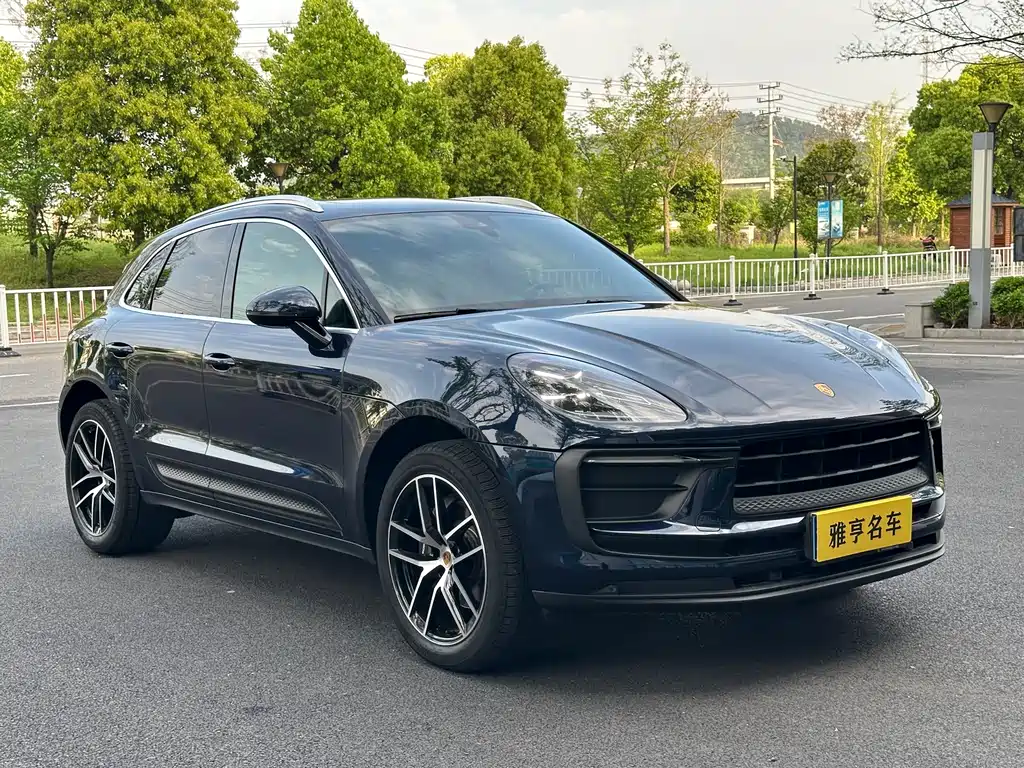 Porsche Macan 2022