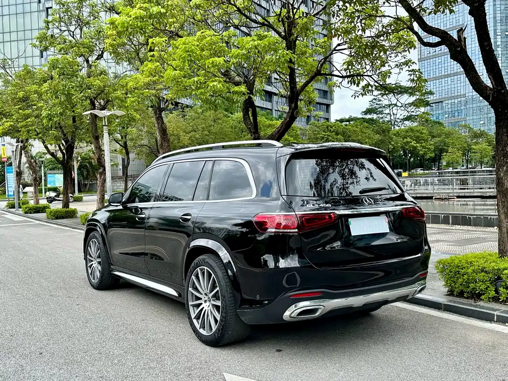 Mercedes-Benz GLS 2022
