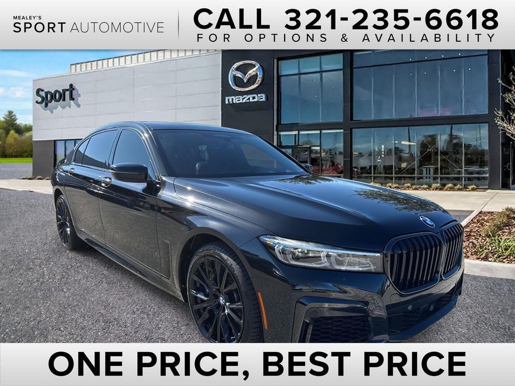 BMW 750 2022