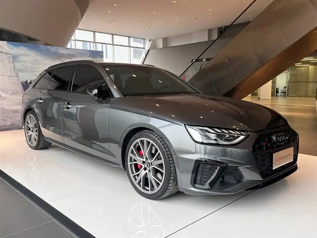 Audi S4 2023