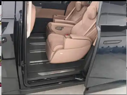 Xpeng X9 2025