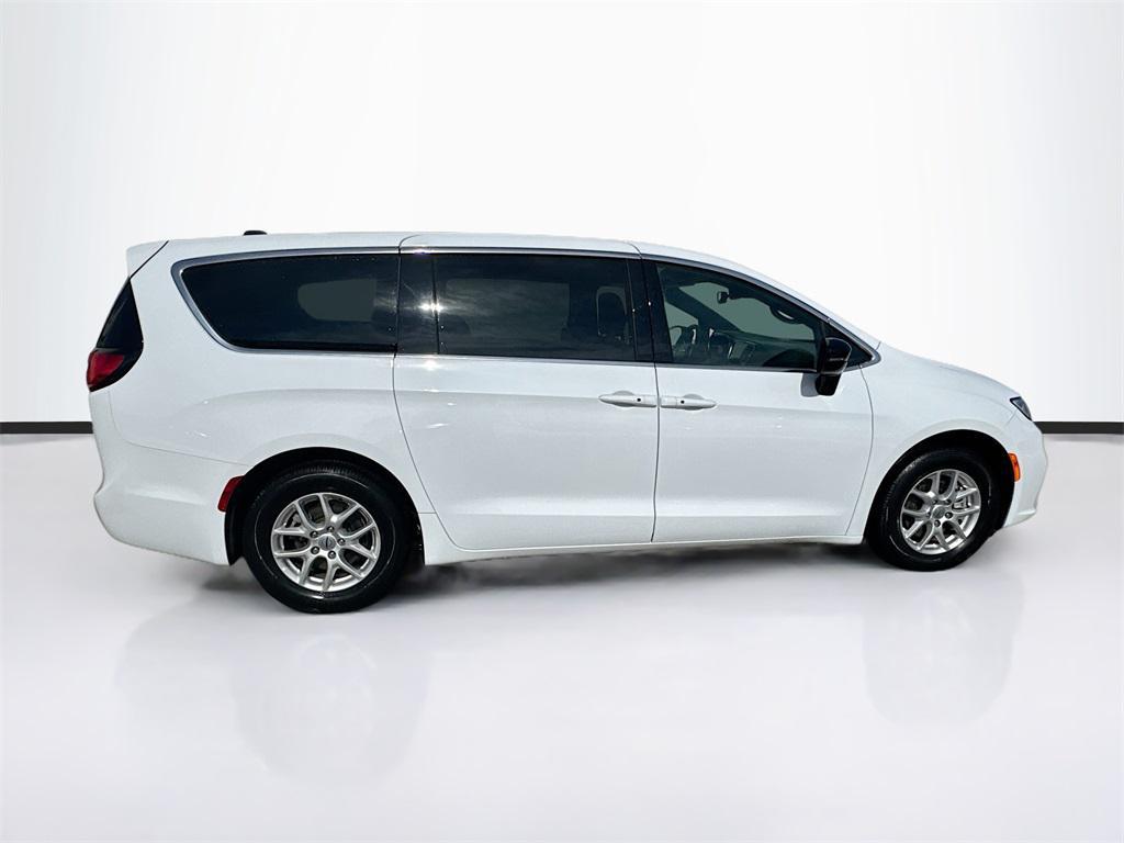 Chrysler Pacifica 2025