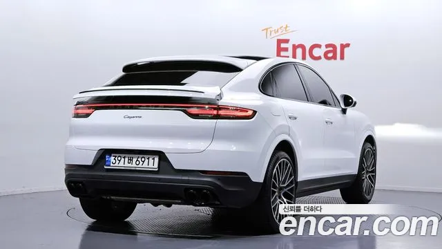 Porsche Cayenne 2021