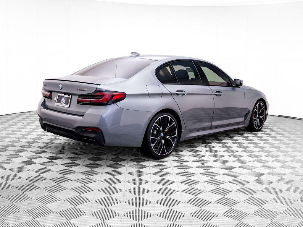 BMW M550 2023