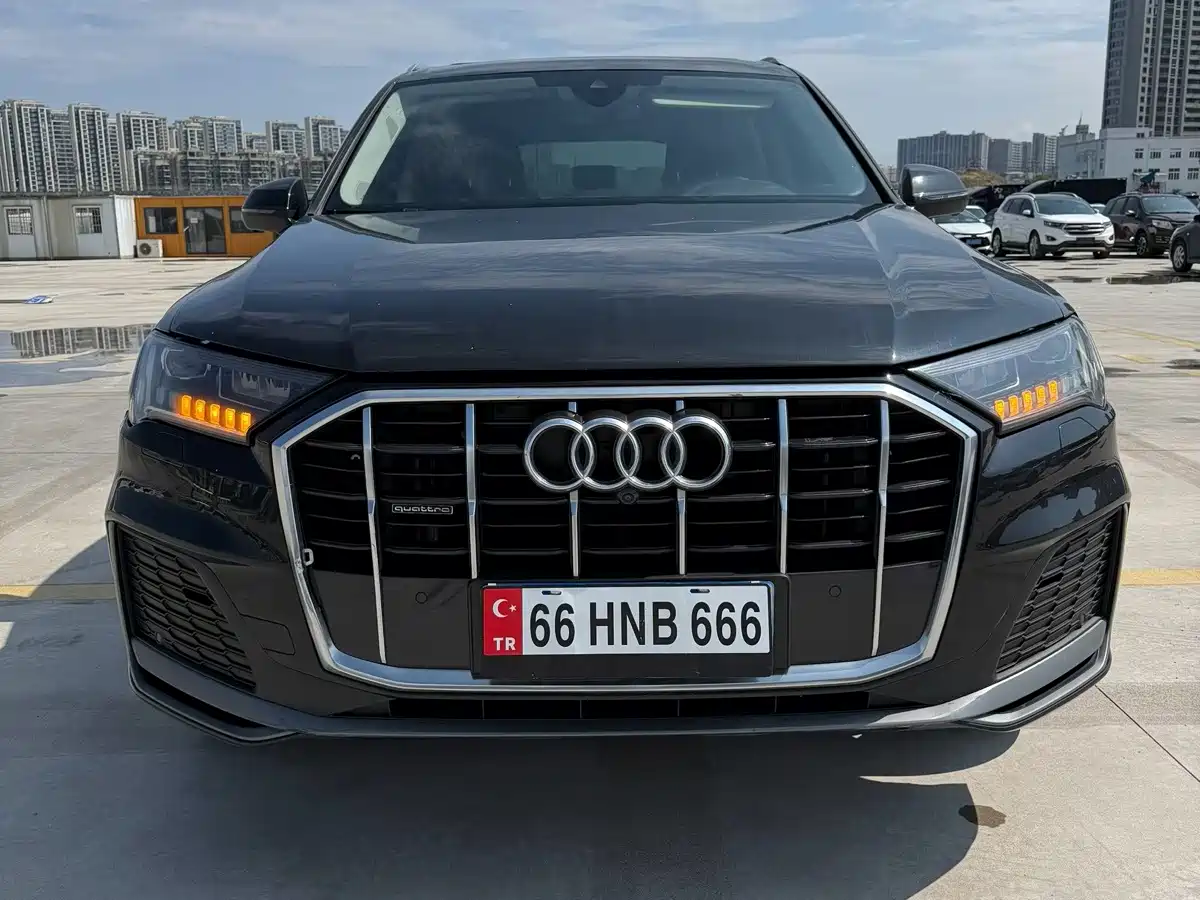 Audi Q7 2024