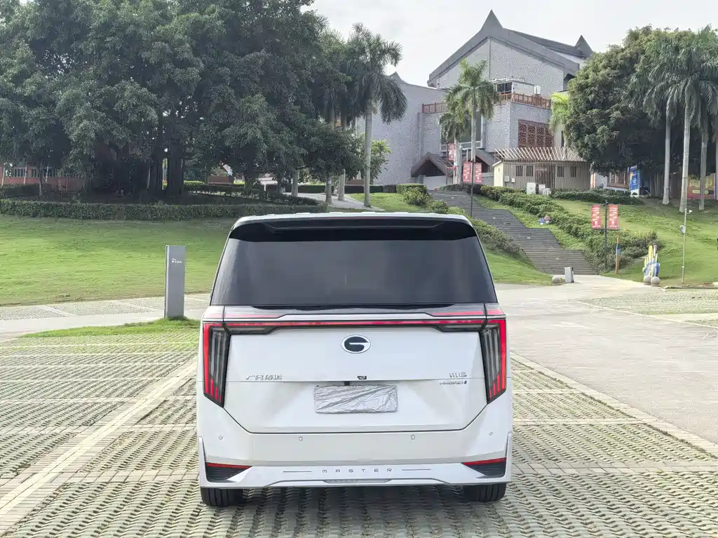 GAC Trumpchi M8 2023