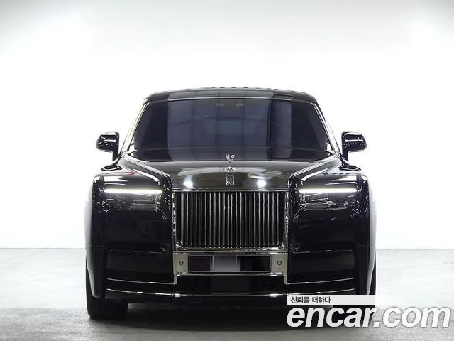 Rolls-Royce Phantom 2023