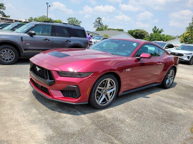 Ford Mustang 2025