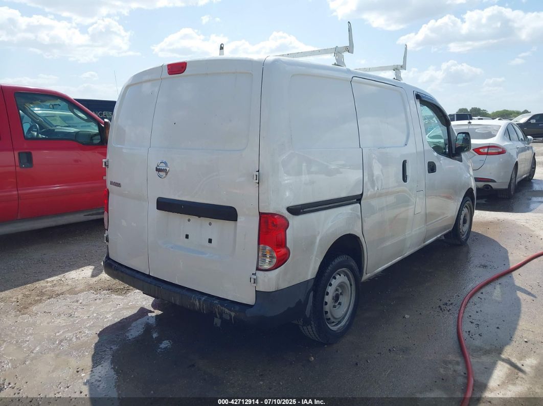 Nissan NV200 2021
