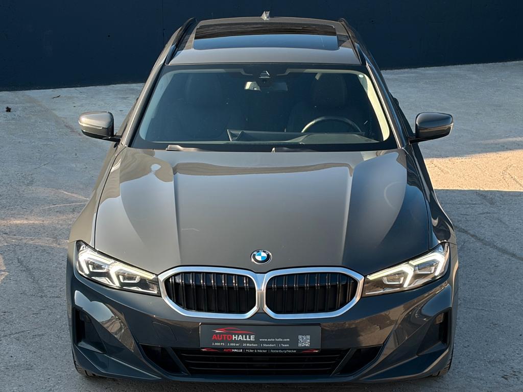 BMW 330 2023