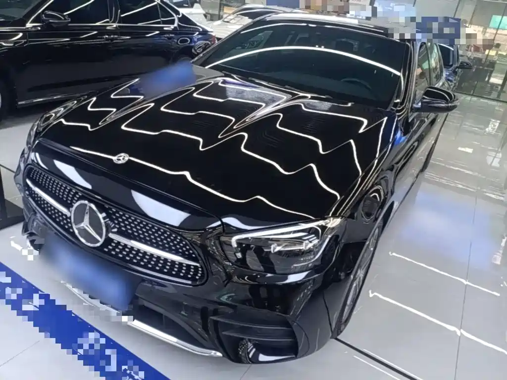 Mercedes-Benz E-Класс 2023