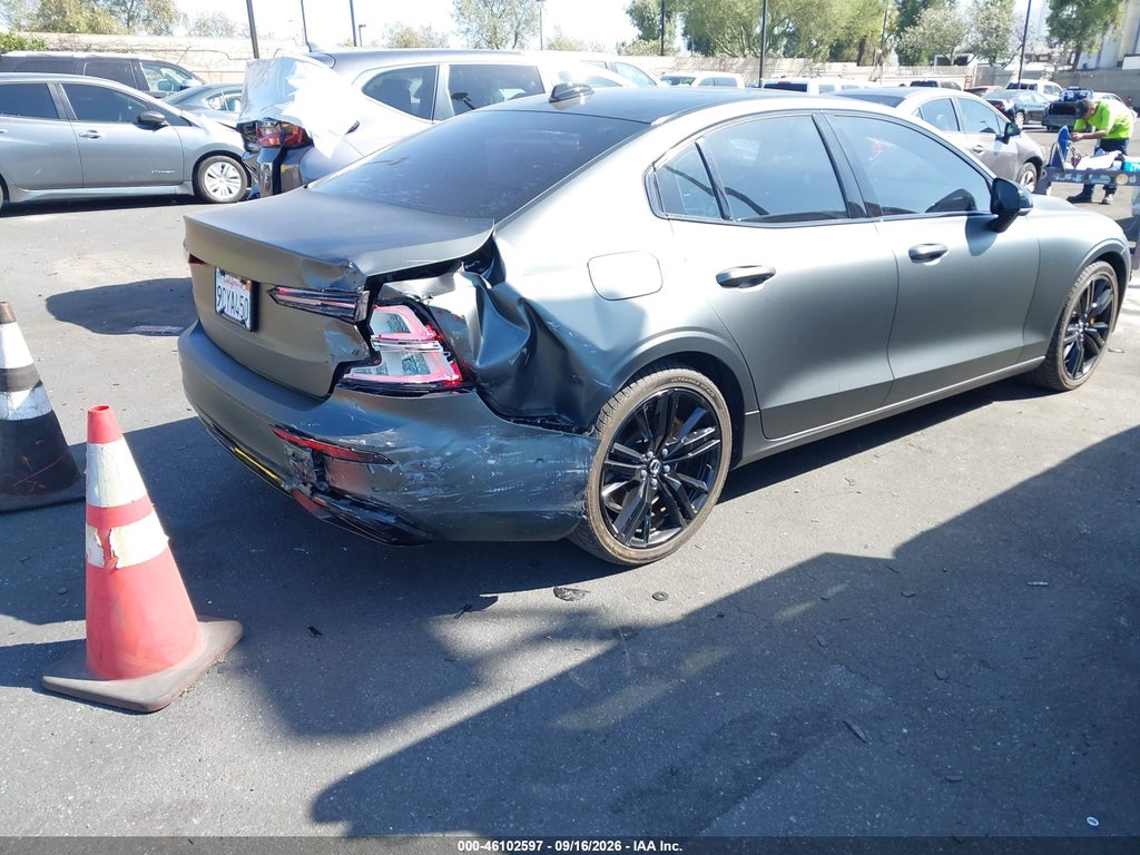 Volvo S60 2022