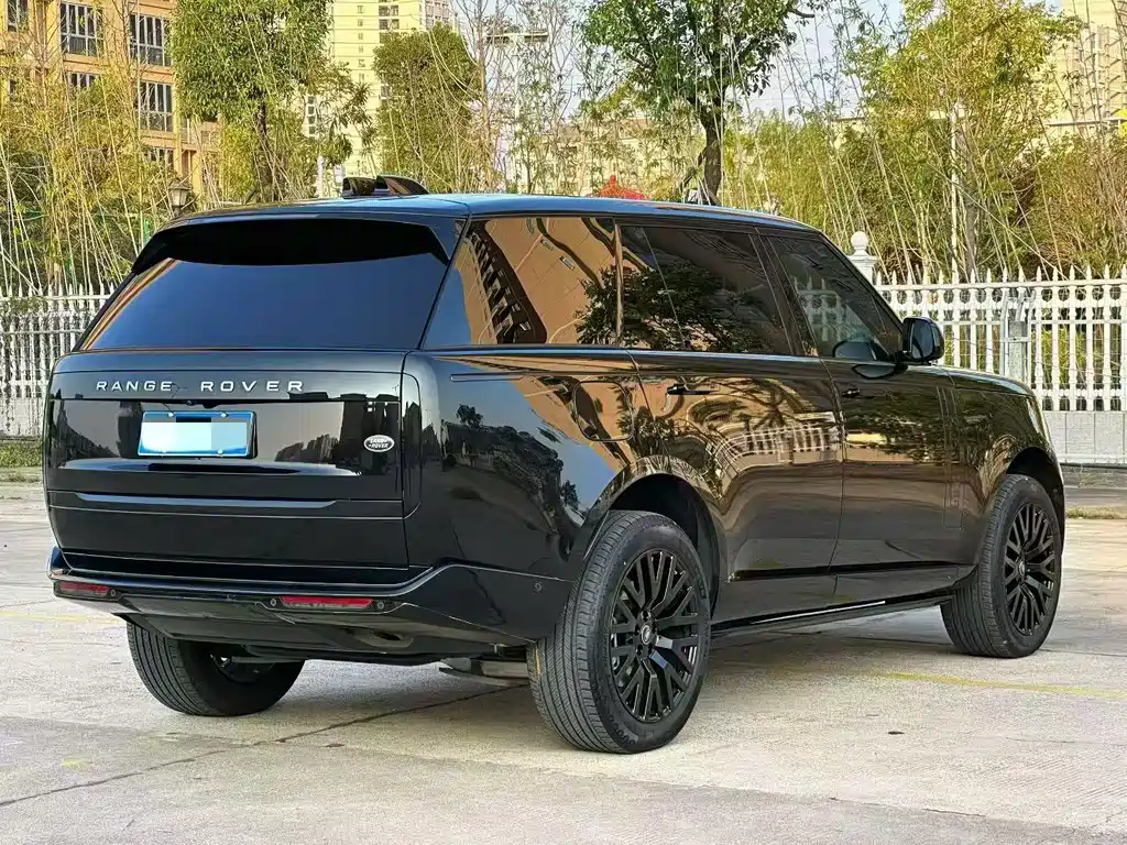 Land Rover Range Rover 2023