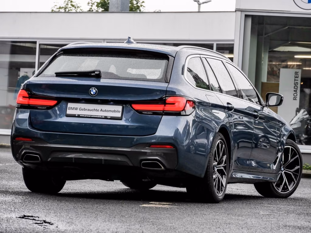 BMW 540 2023