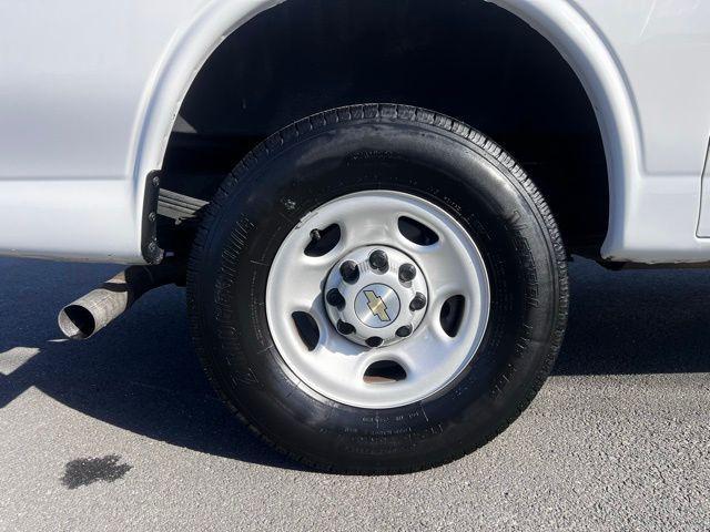 Chevrolet Express 2024