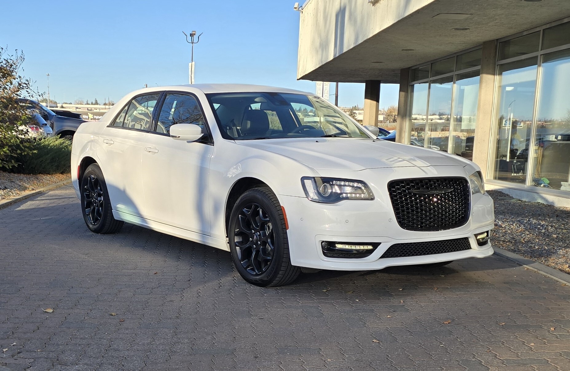 Chrysler 300 2022