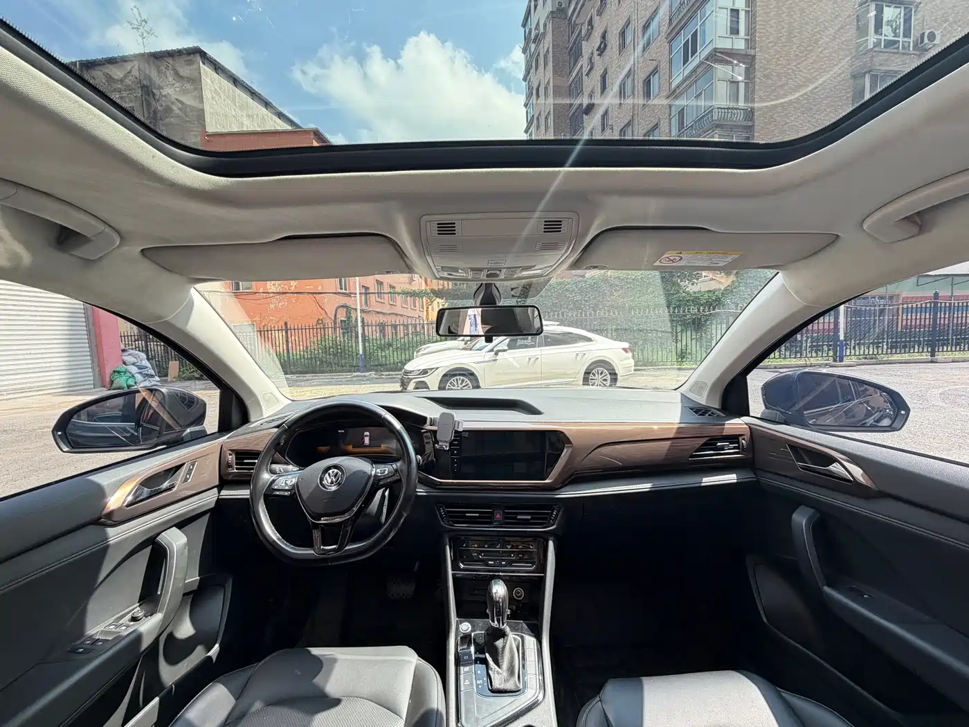 Volkswagen Tharu 2023