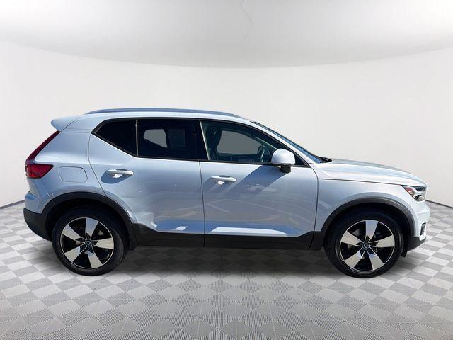 Volvo XC40 2021
