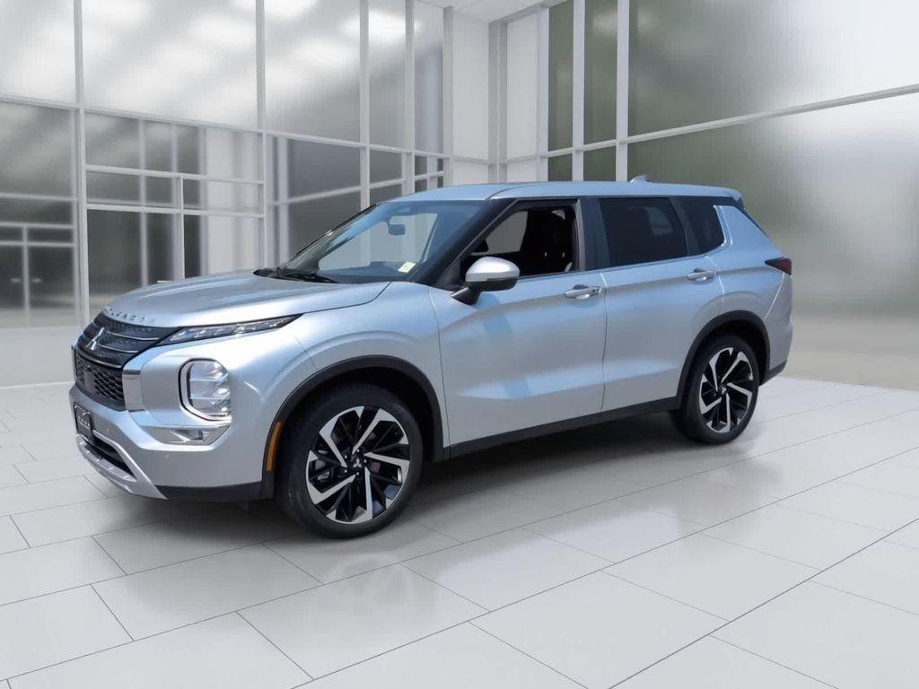 Mitsubishi Outlander 2023