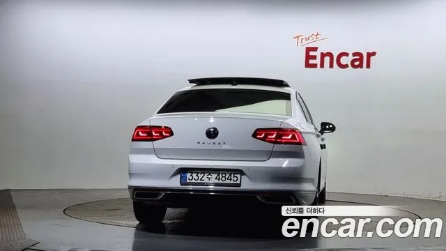 Volkswagen Passat 2021