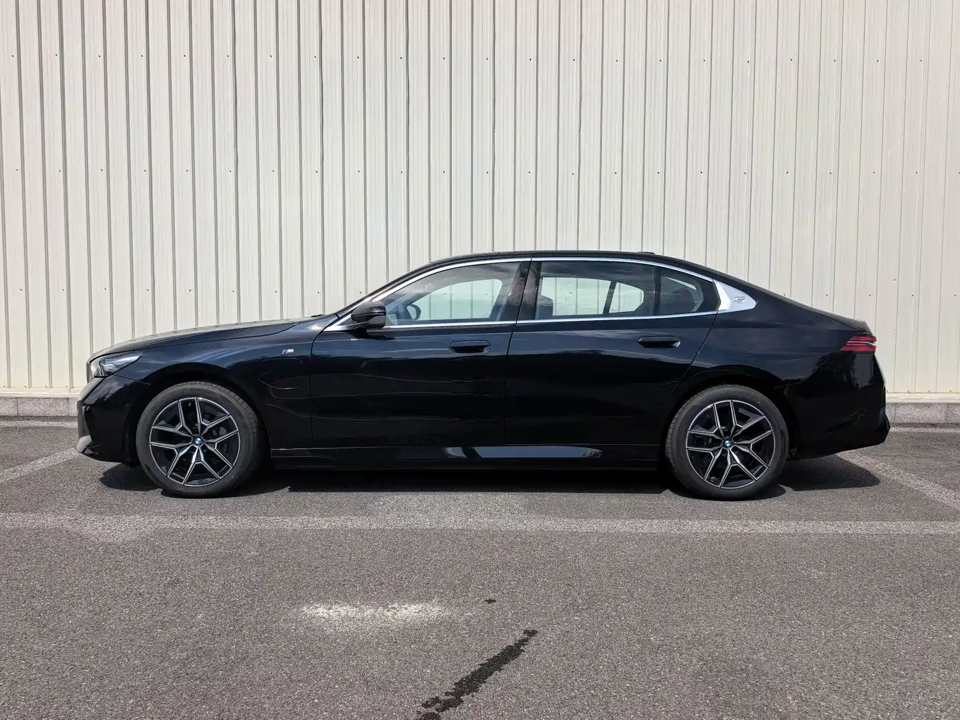 BMW i5 2025