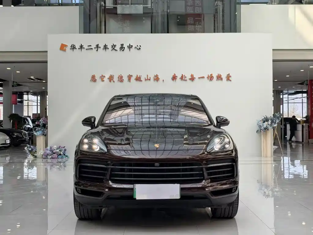 Porsche Cayenne 2023