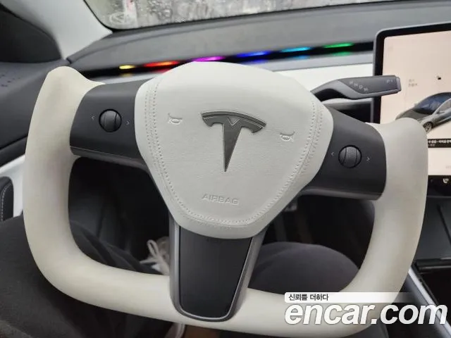 Tesla Model 3 2020