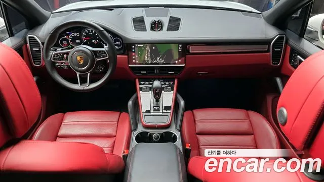 Porsche Cayenne 2022