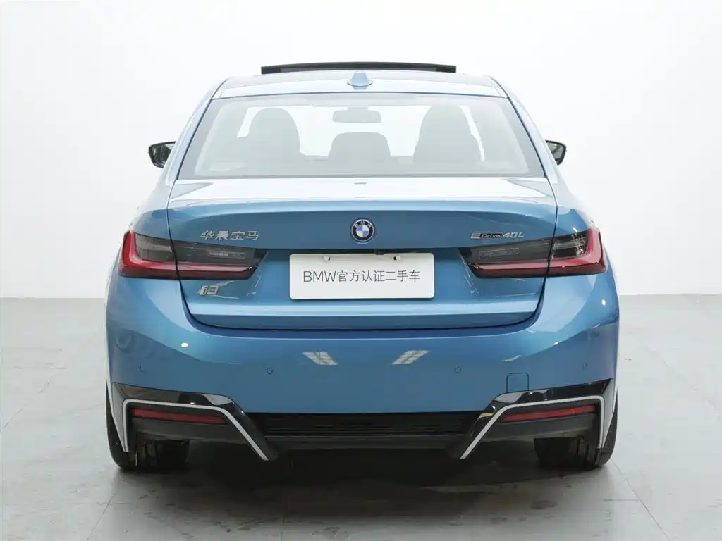 BMW i3 2024