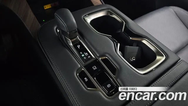 Lexus LM 2024