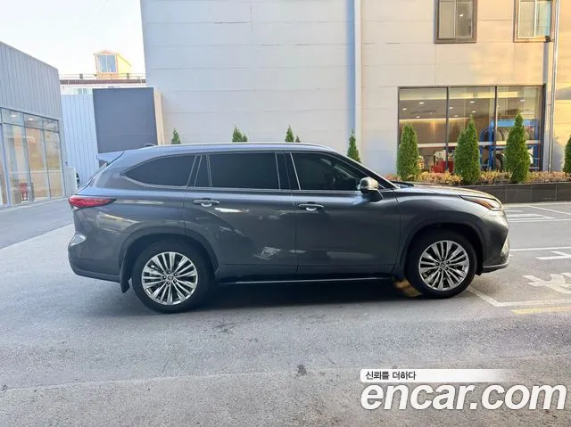 Toyota Highlander 2023