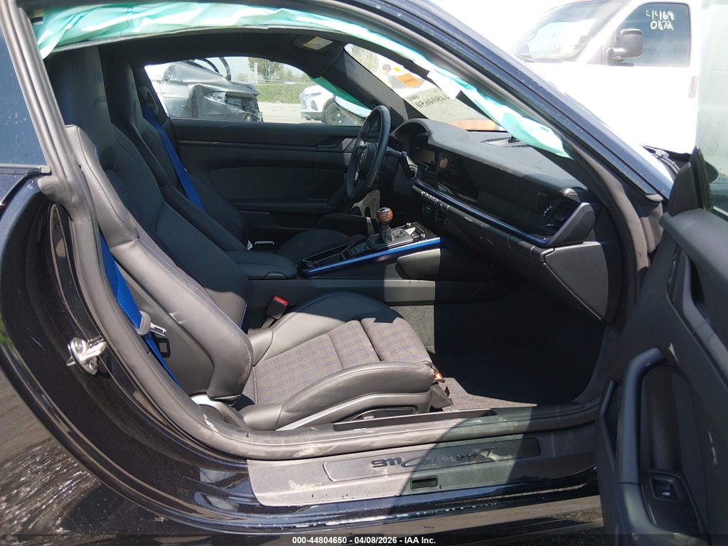 Porsche 911 2025