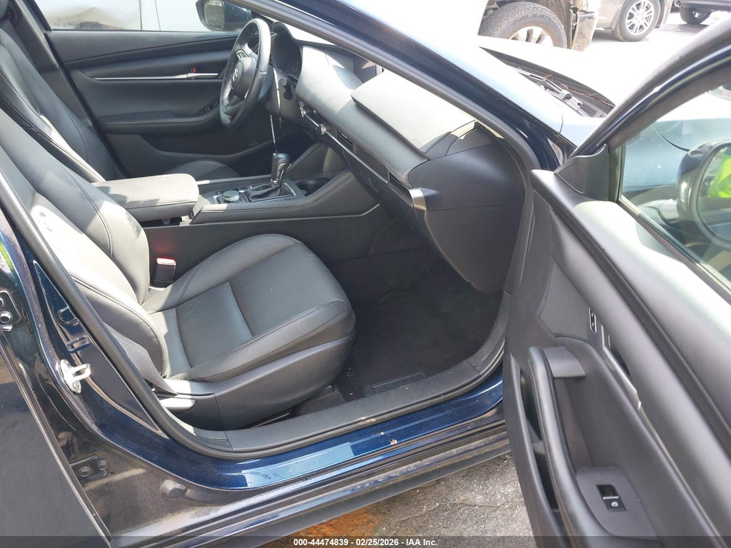 Mazda 3 2021