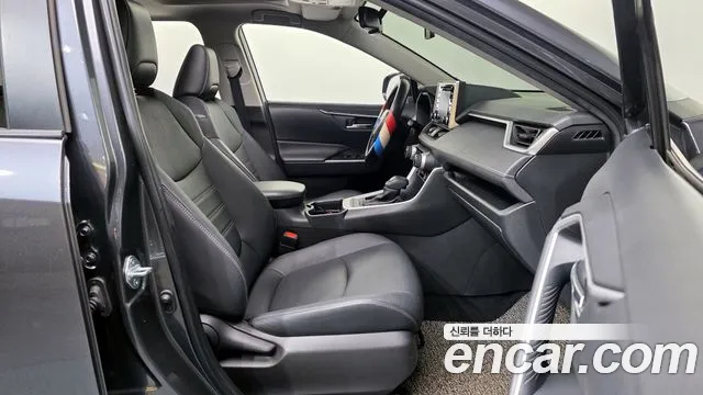 Toyota RAV4 2021