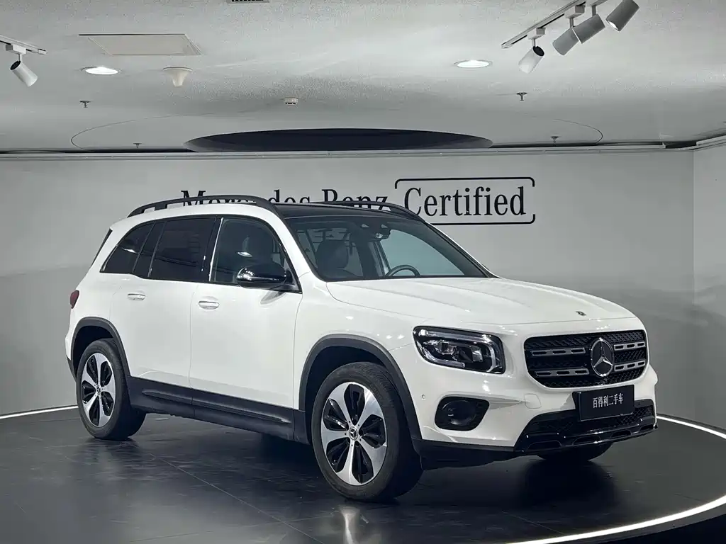Mercedes-Benz GLB 2023
