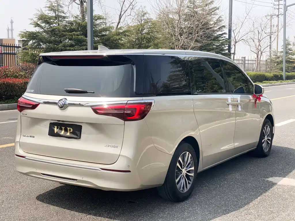 Buick GL8 2021