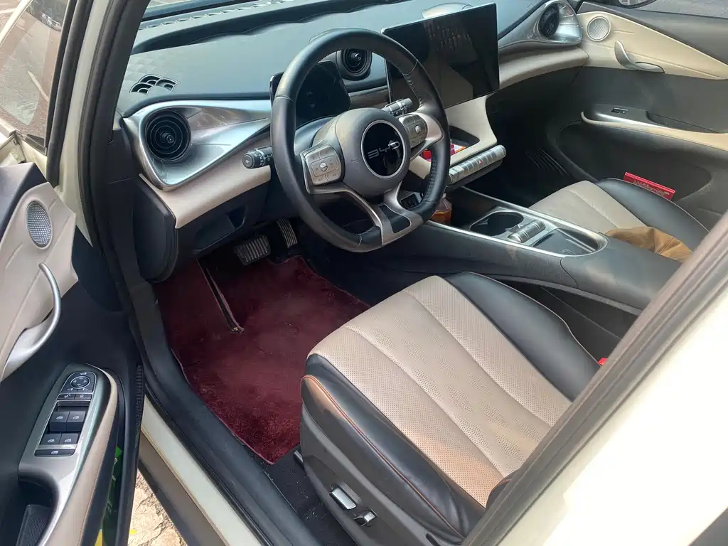 BYD Dolphin 2023