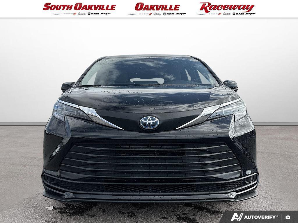 Toyota Sienna 2025