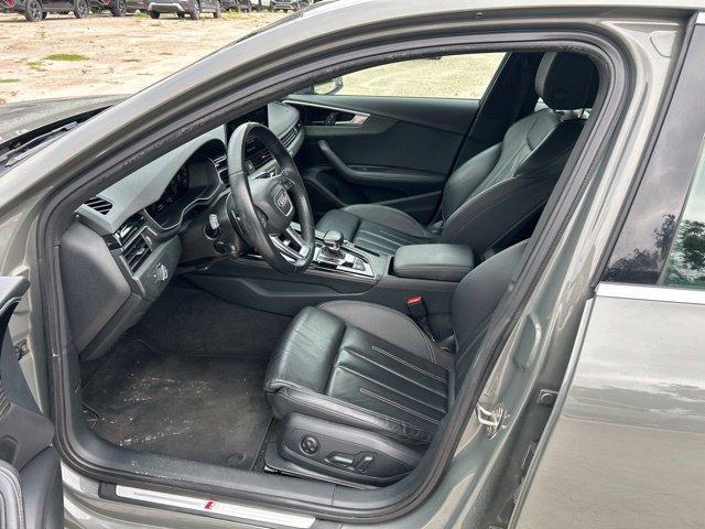 Audi A4 2023